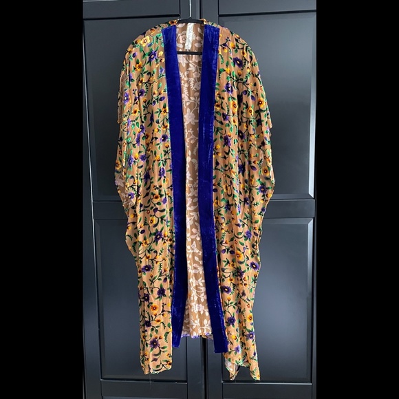 NWT ARATTA Rose of the Wild Kimono (OS) - Picture 7 of 7